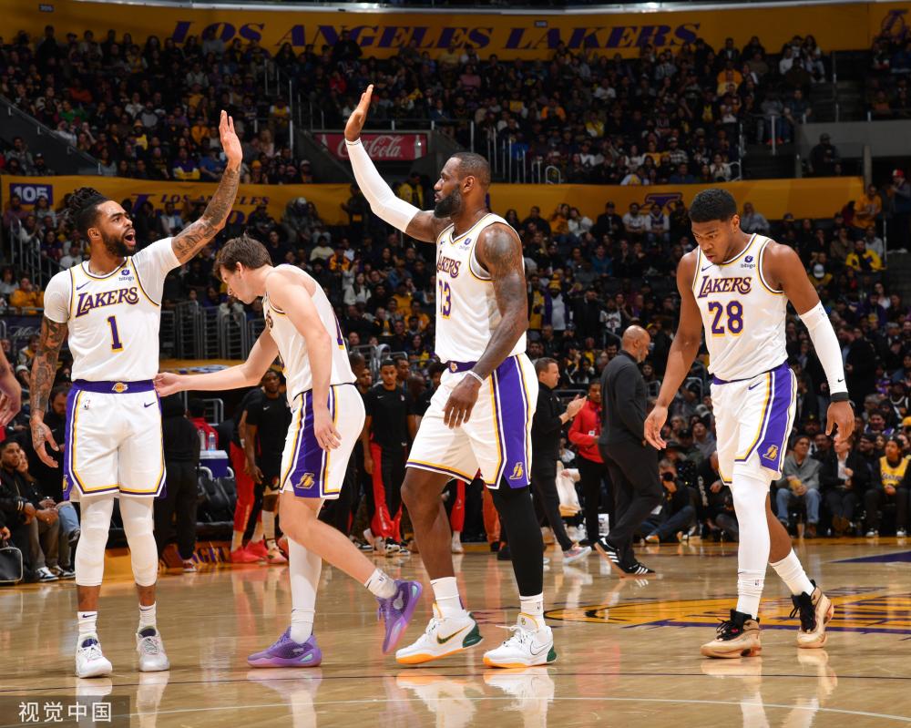 上演一场真 上演一场真