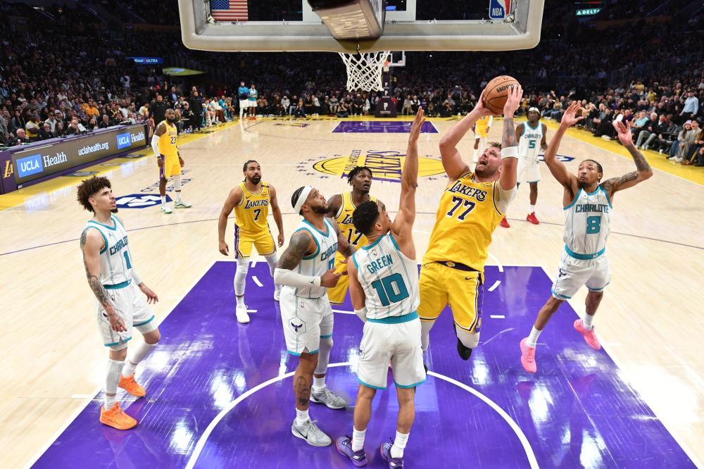 发出热烈的 发出热烈的