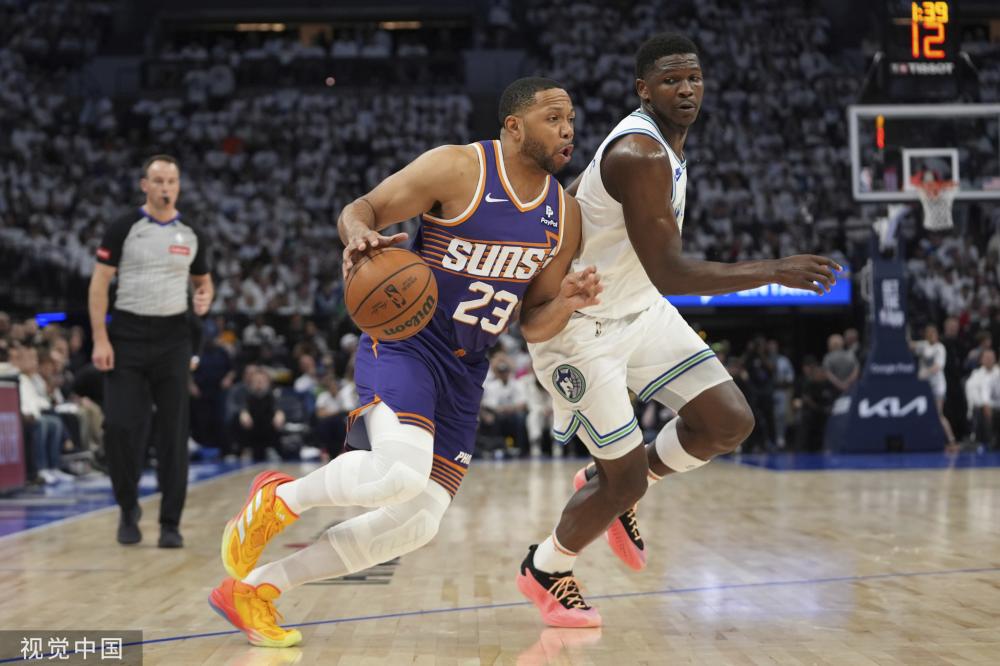 以庆祝他所 以庆祝他所