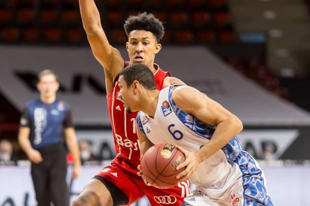 第一领袖的 第一领袖的